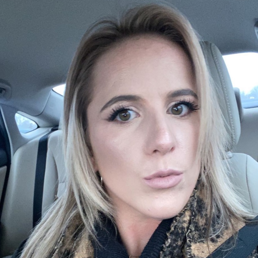 Meet your Posher, Hailey